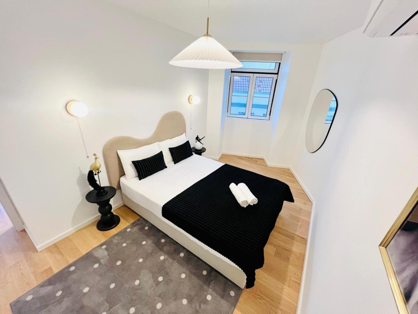 Lisbon Pink House Beautiful 2 Bedroom Flat In City Center Exterior foto