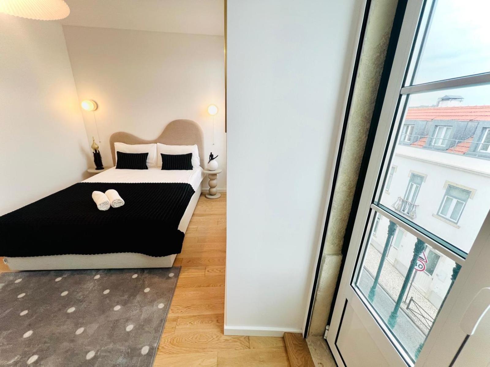 Lisbon Pink House Beautiful 2 Bedroom Flat In City Center Exterior foto
